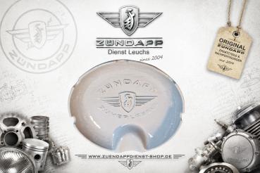 Preview: Zündapp Aschenbecher – Legendäres Händlergeschenk der 1960er-Jahre – Originalgetreue Premium-Nachfertigung – Offiziell markenlizenziert – Ø 10 cm